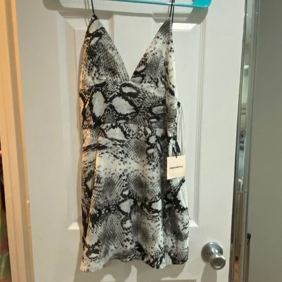 Superdown Snakeskin Dress - Picture 2 of 2